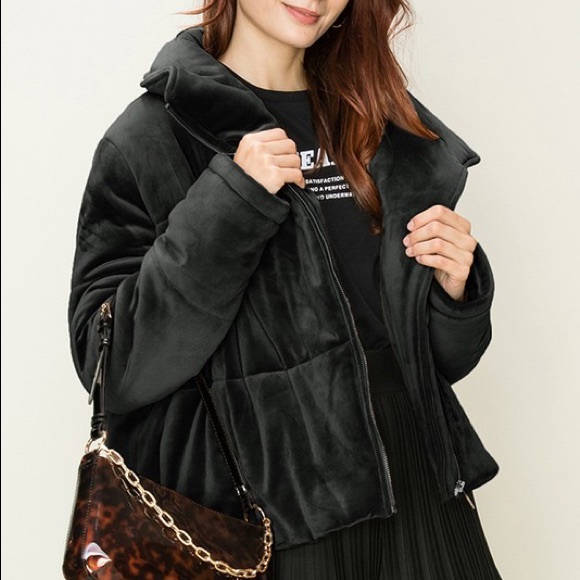 Last 2 - Store Closing‼️ Black Puffer Jacket - Picture 2 of 6